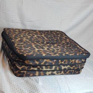 Joy Mangano Leopard Print Travel Jewelry Organizer Zip Carry Case Adjustable